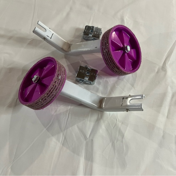 Girls 16 Inch Purple/White Adjustable Bicycle Training Wheels Used - Picture 16 of 16